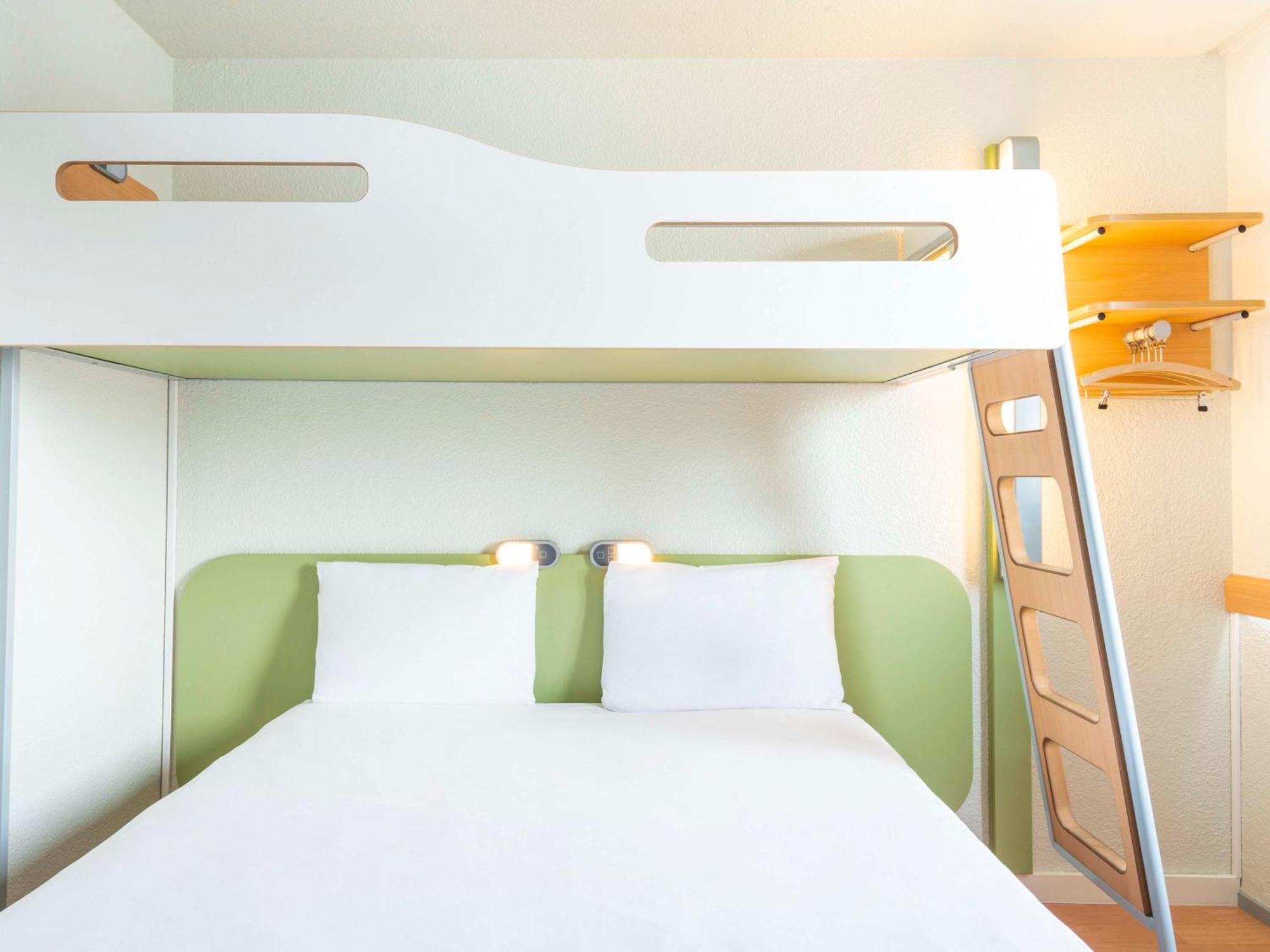 Ibis Budget Paris Porte De Bercy Hotell Charenton-le-Pont Eksteriør bilde