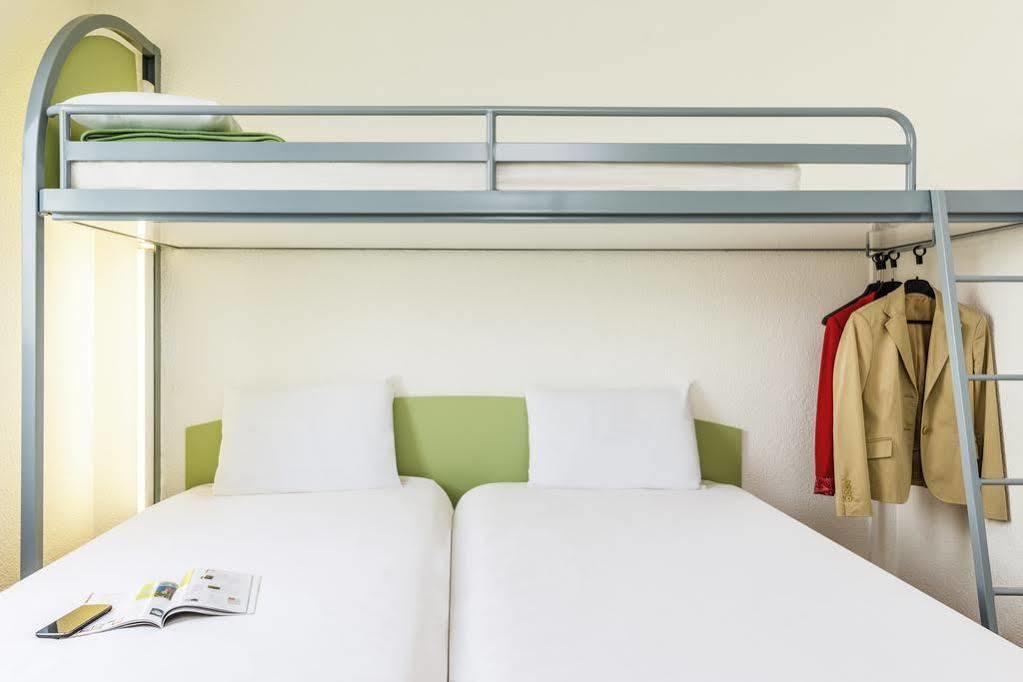 Ibis Budget Paris Porte De Bercy Hotell Charenton-le-Pont Eksteriør bilde